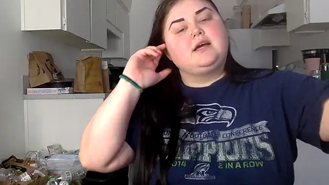 JJbaby1 online show from September 2025 09:38:02 PM