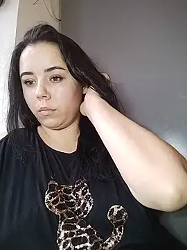 CutieMarine online show from December 2025 08:45:01 AM