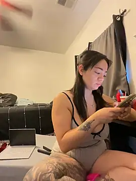 racoonbaby online show from September 2025 03:28:02 PM