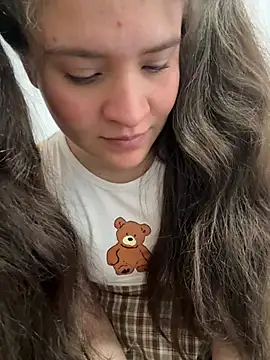 Emilyybennet  online show from January 2026 09:51:02 PM