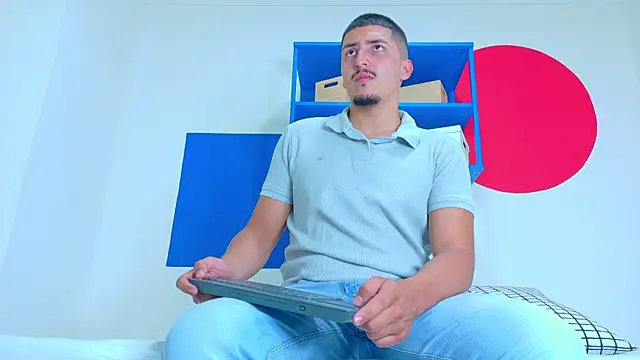 MrFox   online show from September 2025 07:27:02 PM