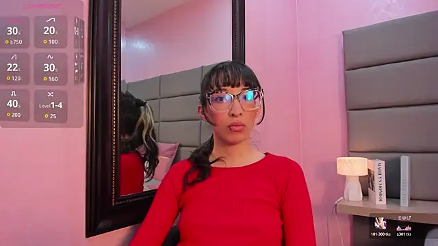 Emilia Bons online show from March 2026 01:25:01 PM