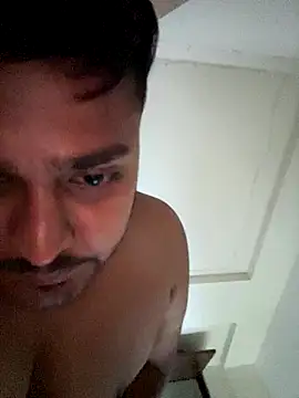 Snapshot of blrguychub chatting on November 2025 11:46:01 AM blrguychub online show from November 2025 11:46:01 AM