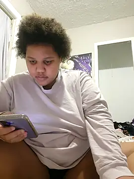 Snapshot of chocolate_bella chatting on December 2025 11:24:01 PM chocolate bella online show from December 2025 11:24:01 PM