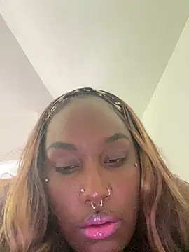 Cocomamii1 online show from May 2026 06:39:01 PM
