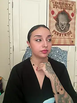 CharmingMaddie online show from February 2026 05:06:02 PM