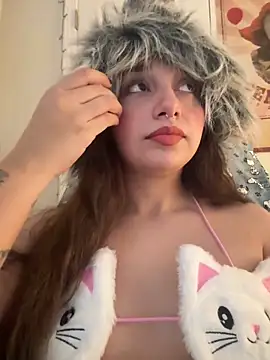 CharmingMaddie online show from March 2026 07:32:01 PM