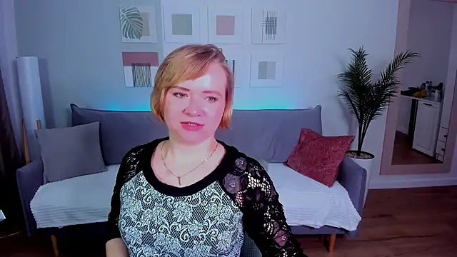 BellaSmitty online show from April 2026 09:26:01 AM