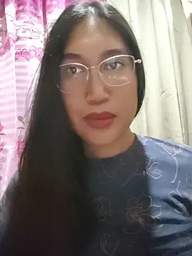 Snapshot of Romantic_Sabrina chatting on June 2026 03:48:01 AM Romantic Sabrina online show from June 2026 03:48:01 AM
