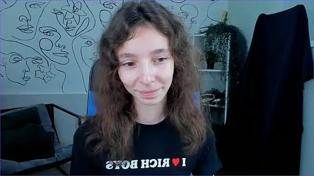 EmmanuellBrown online show from September 2025 12:21:01 PM