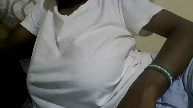 Snapshot of sexyonettt chatting on September 2025 02:22:01 PM sexyonettt online show from September 2025 02:22:01 PM