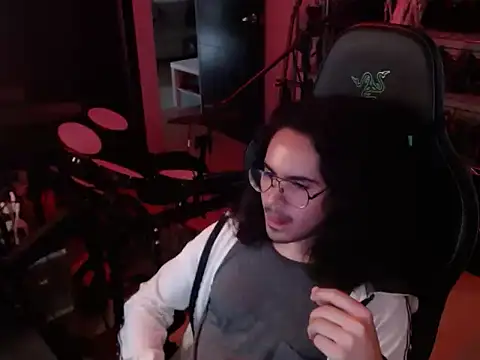 Snapshot of dorrey21 chatting on October 2025 04:15:02 PM dorrey21 online show from October 2025 04:15:02 PM