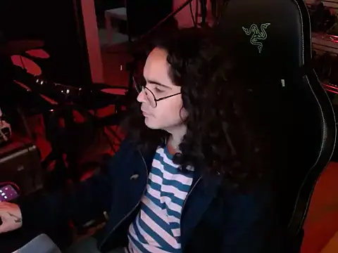 Snapshot of dorrey21 chatting on November 2025 02:11:02 AM dorrey21 online show from November 2025 02:11:02 AM