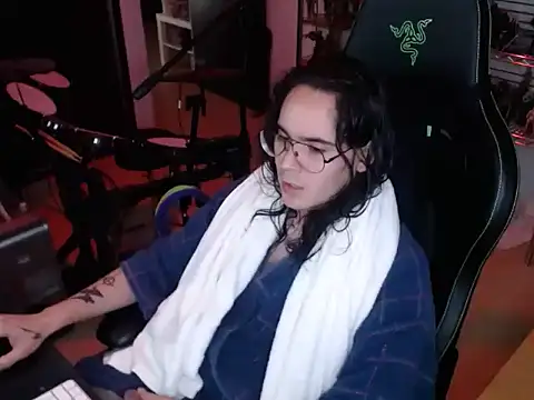 Snapshot of dorrey21 chatting on December 2025 09:11:01 PM dorrey21 online show from December 2025 09:11:01 PM