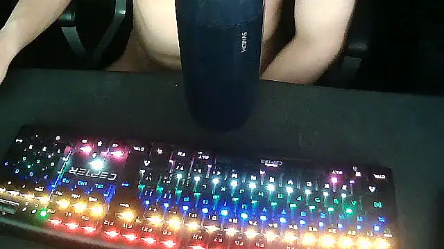 solooboy18 online show from November 2025 11:09:01 PM