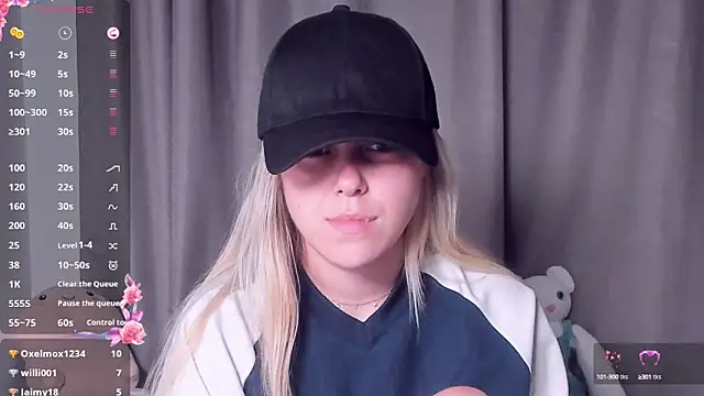 AngelAnty online show from September 2025 04:01:02 PM