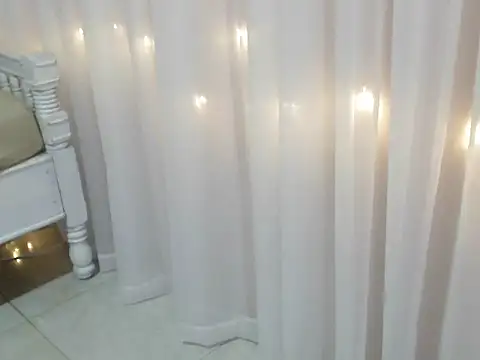 Snapshot of angelainparis28 chatting on September 2025 05:13:01 AM angelainparis28 online show from September 2025 05:13:01 AM