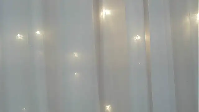 Snapshot of angelainparis28 chatting on October 2025 06:02:02 AM angelainparis28 online show from October 2025 06:02:02 AM