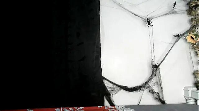 Snapshot of angelainparis28 chatting on November 2025 06:59:02 AM angelainparis28 online show from November 2025 06:59:02 AM