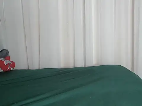 Snapshot of angelainparis28 chatting on November 2025 05:10:01 AM angelainparis28 online show from November 2025 05:10:01 AM