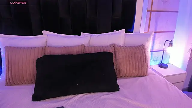 Snapshot of GretaVelvet chatting on February 2026 07:40:01 PM GretaVelvet online show from February 2026 07:40:01 PM