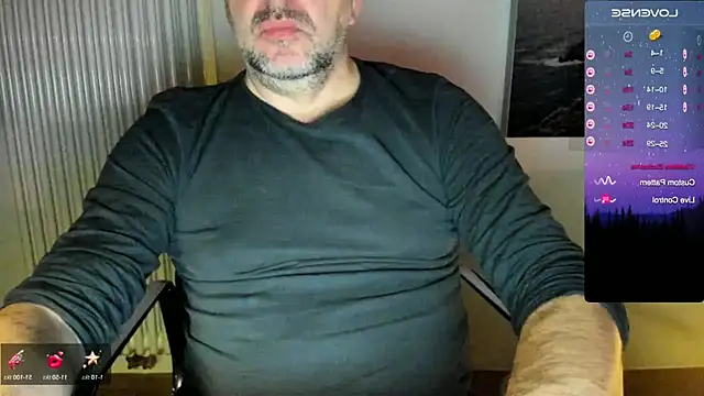 Snapshot of german9inch chatting on January 2025 12:13:01 AM german9inch online show from January 2025 12:13:01 AM