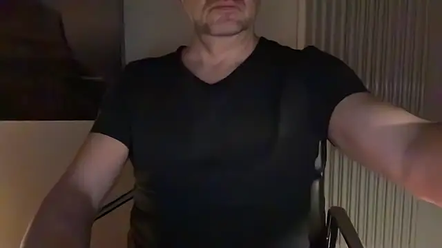 Snapshot of german9inch chatting on February 2025 09:54:01 PM german9inch online show from February 2025 09:54:01 PM