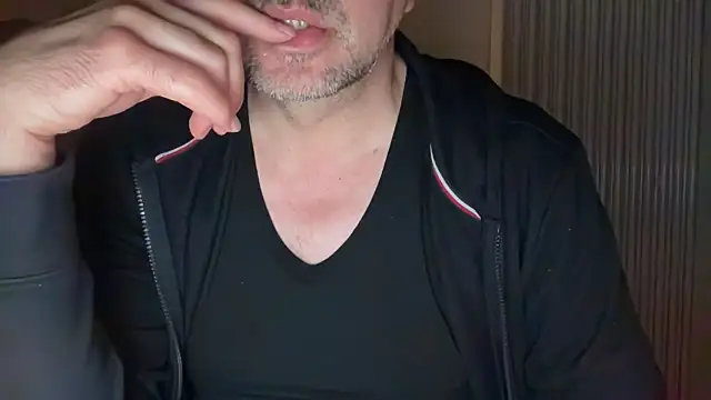 Snapshot of german9inch chatting on March 2025 12:34:02 AM german9inch online show from March 2025 12:34:02 AM