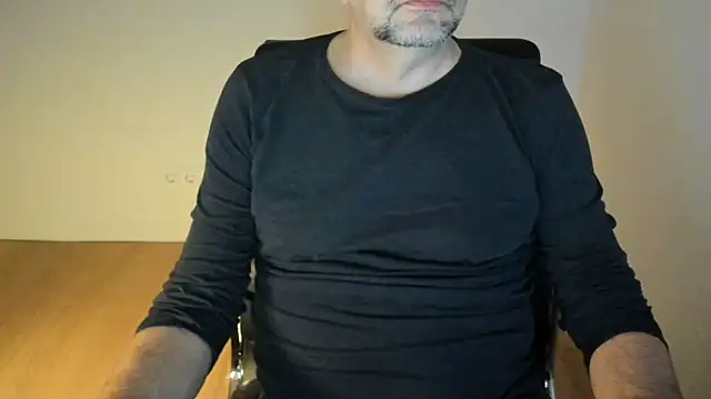 Snapshot of german9inch chatting on November 2025 07:13:02 PM german9inch online show from November 2025 07:13:02 PM