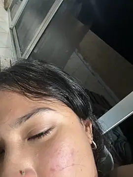 lynn9000 online show from October 2025 04:53:02 AM