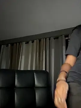 lynn9000 online show from November 2025 07:20:01 AM