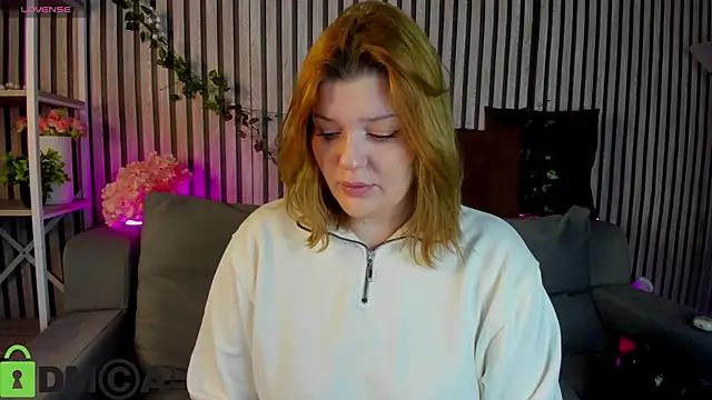 Michele Greenn online show from February 2026 01:05:02 AM