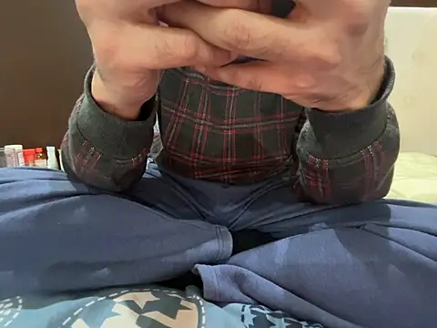 Snapshot of DecentJaat chatting on February 2026 06:01:02 PM DecentJaat online show from February 2026 06:01:02 PM