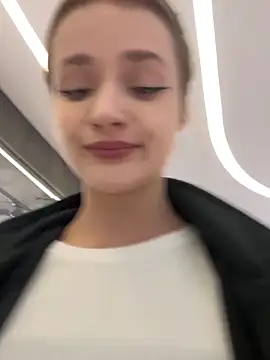 KittyQueeny online show from September 2025 02:19:01 PM