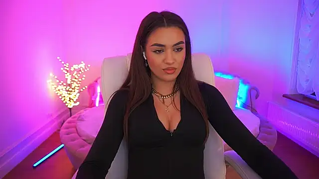 Snapshot of EricaSin chatting on February 2026 02:24:02 PM EricaSin online show from February 2026 02:24:02 PM