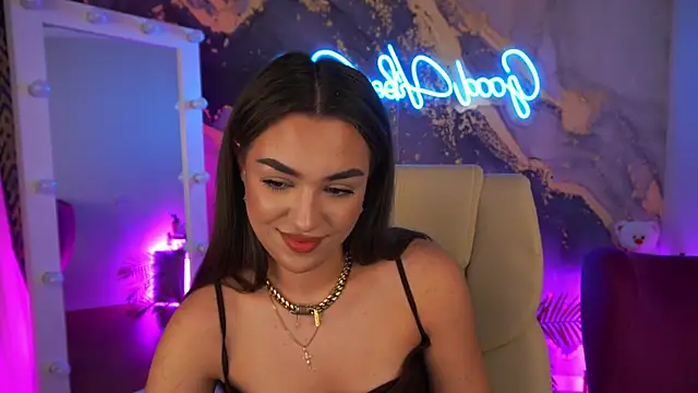 Snapshot of EricaSin chatting on July 2026 10:43:01 AM EricaSin online show from July 2026 10:43:01 AM