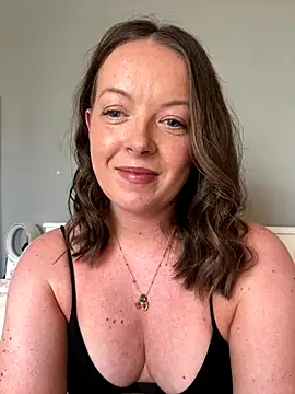 ScottishGymBunny online show from November 2025 10:25:02 AM