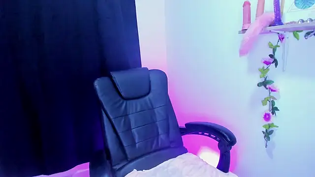 Snapshot of Cooperrosscute233 chatting on September 2025 08:21:02 PM Cooperrosscute233 online show from September 2025 08:21:02 PM