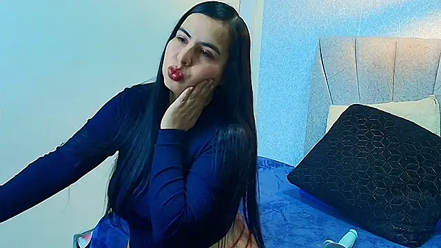 Aly Smith  online show from September 2025 11:44:02 AM