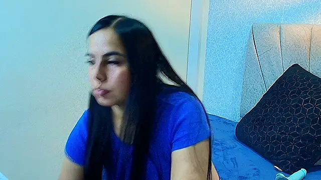 Aly Smith  online show from September 2025 11:45:01 AM