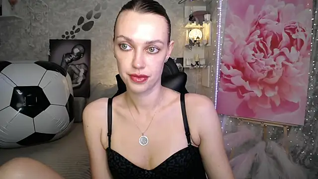 NickyAdamidi online show from July 2026 04:21:02 PM