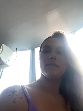 Emmaa white  online show from September 2025 06:46:02 PM