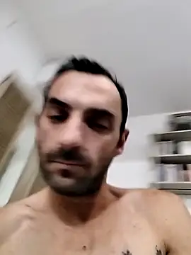 hotmen83 online show from September 2025 09:47:02 AM