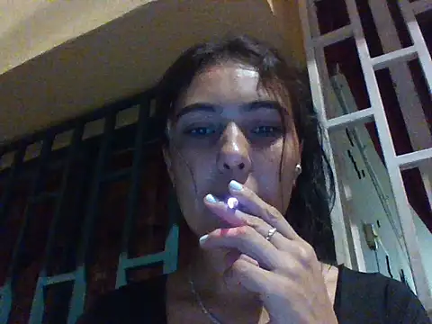 EmmaSplycer02 online show from March 2026 03:12:01 AM