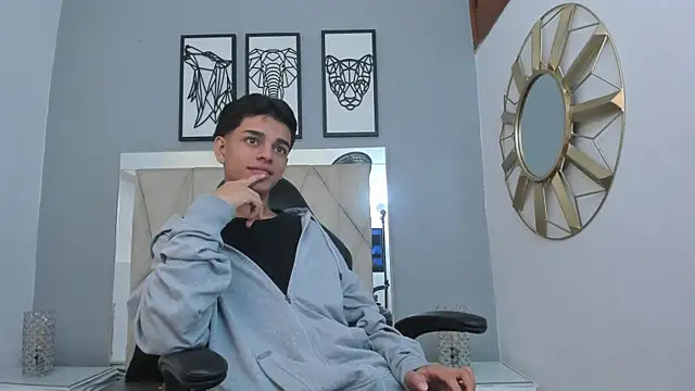 owen  johnson online show from September 2025 11:43:01 AM