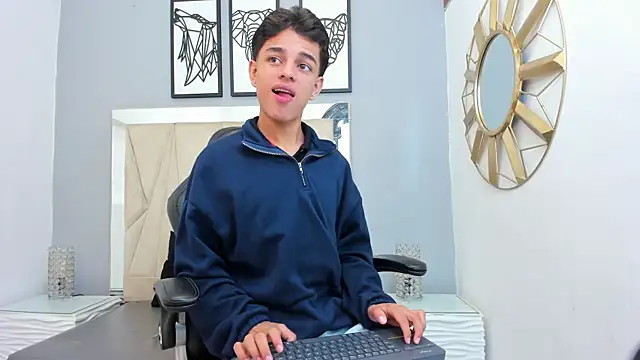 owen  johnson online show from October 2025 11:51:02 AM