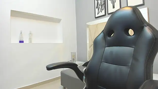 owen  johnson online show from October 2025 11:00:01 AM