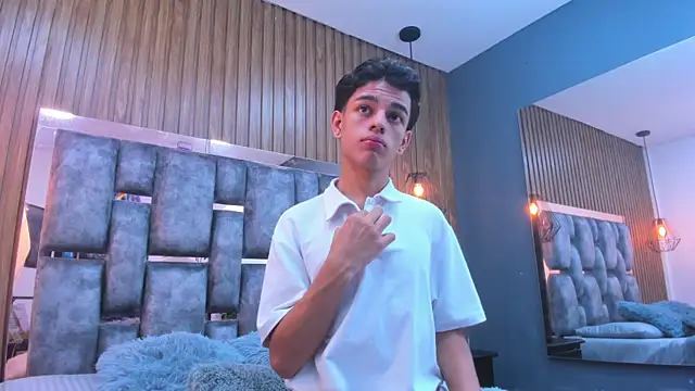 owen  johnson online show from January 2026 11:47:02 AM