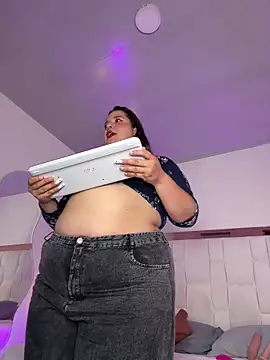 Snapshot of SamanthaDiamonds_ chatting on September 2025 06:37:01 AM SamanthaDiamonds online show from September 2025 06:37:01 AM