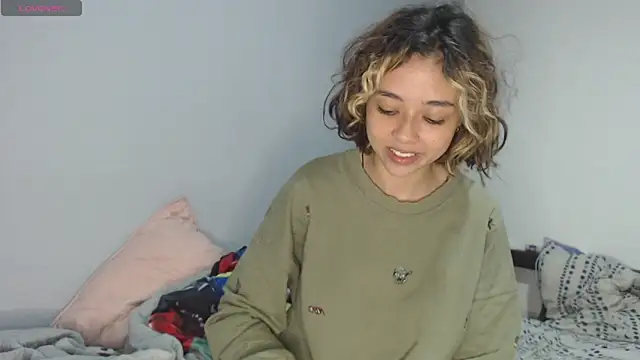 brisazanes online show from November 2025 10:28:02 AM